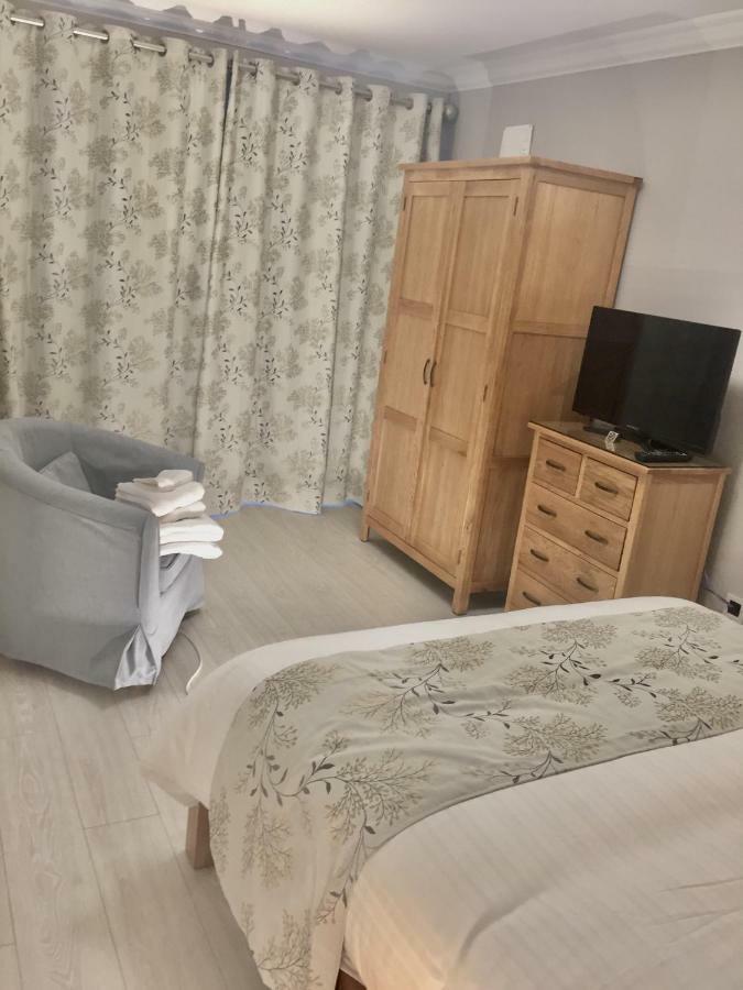 Tintawn House Hotel แซนดีฟอร์ด ภายนอก รูปภาพ